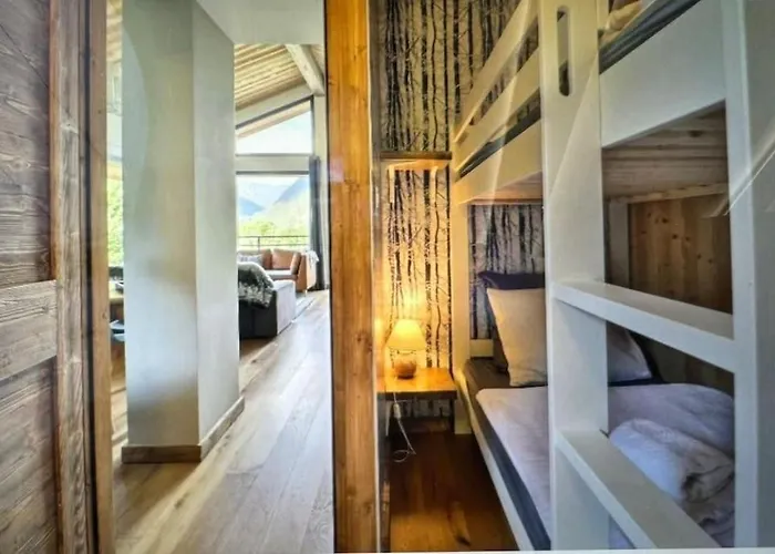 Stunning Apartment- Mountain Views Near Morzine